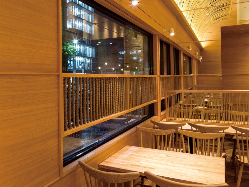 竹材テーブルと椅子の内装デザイン